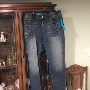 INC EMBROIDERED SKINNY LEG JEANS SIZE 12